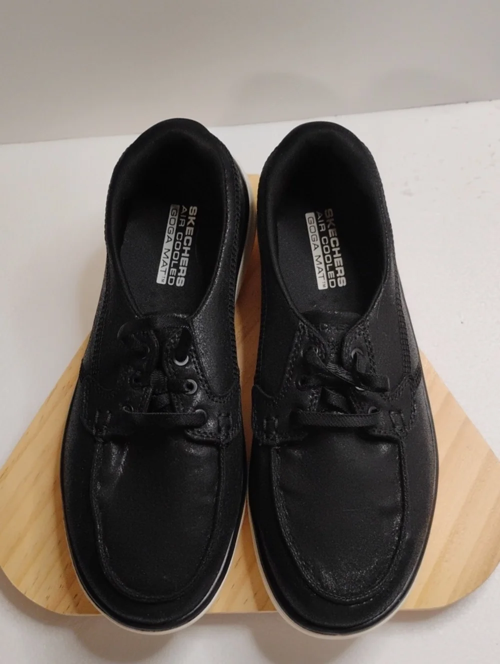 Skechers Men’s Black Boat Shoes with Lace-Up Design